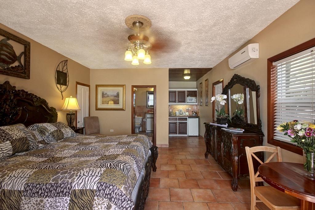 סימפסון ביי Mary'S Boon Beach Resort & Spa מראה חיצוני תמונה